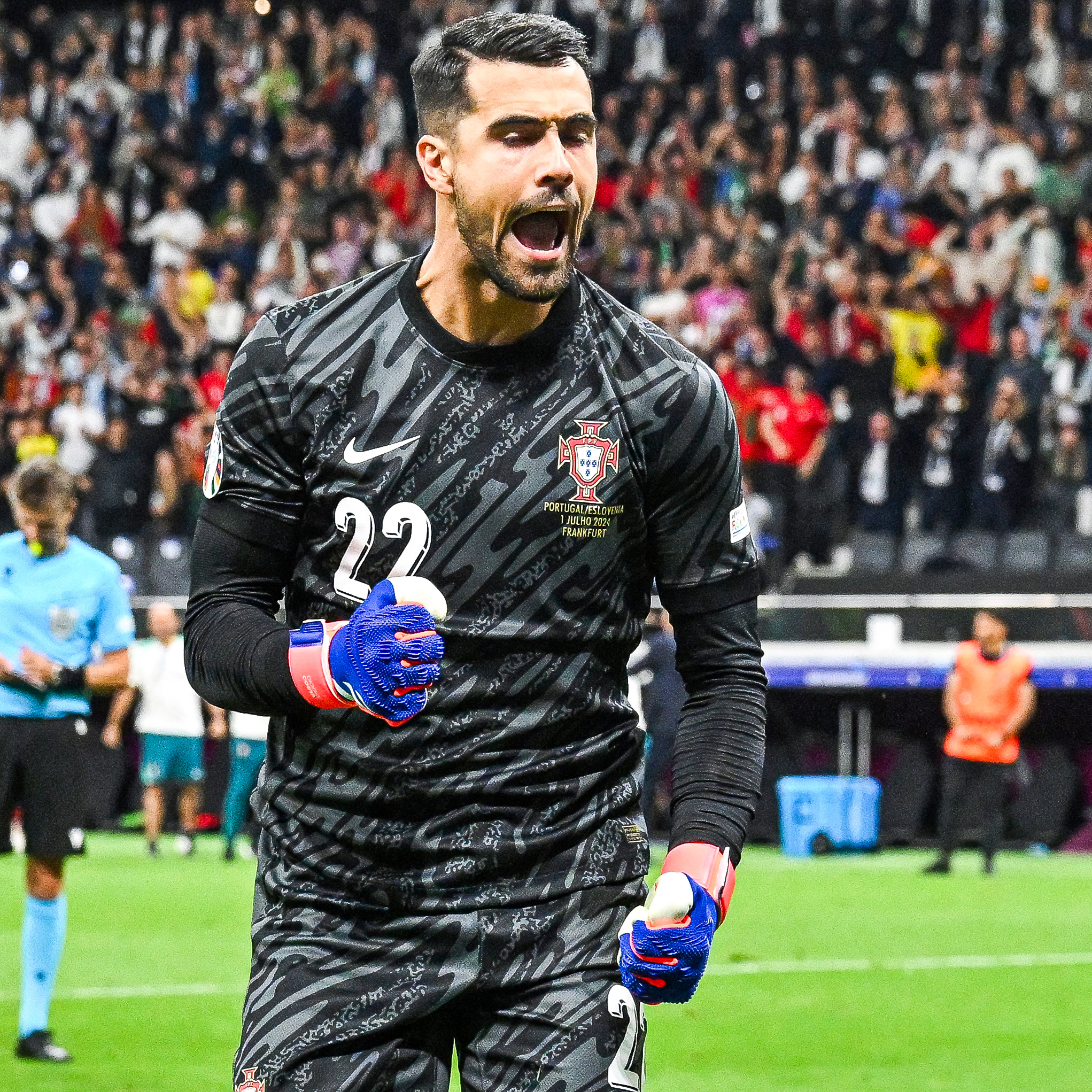 包含葡萄牙队成功晋级欧洲杯，期待卫冕之路的词条