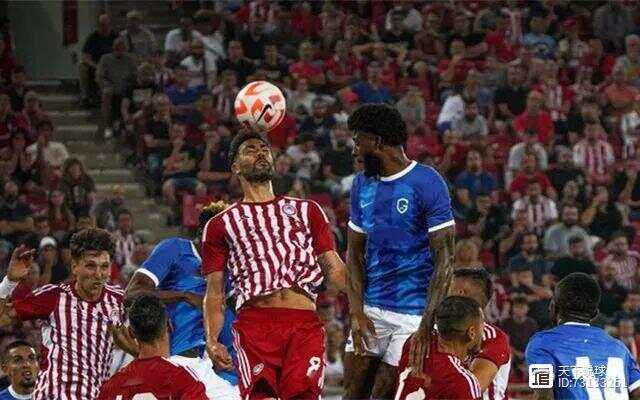 奥林匹亚科斯惨遭逆转，失去先机