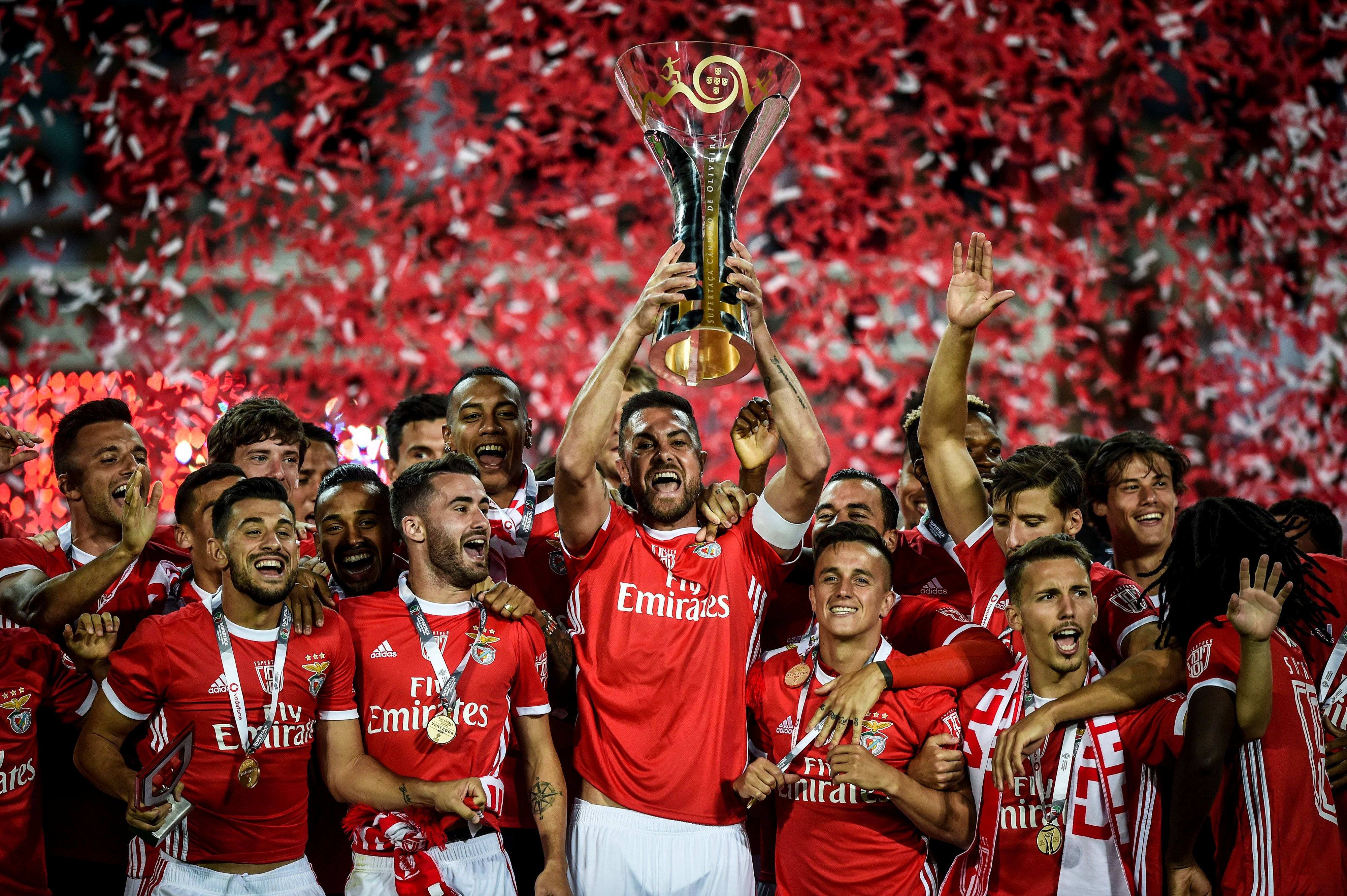 克罗地亚队大胜晋级欧洲杯半决赛