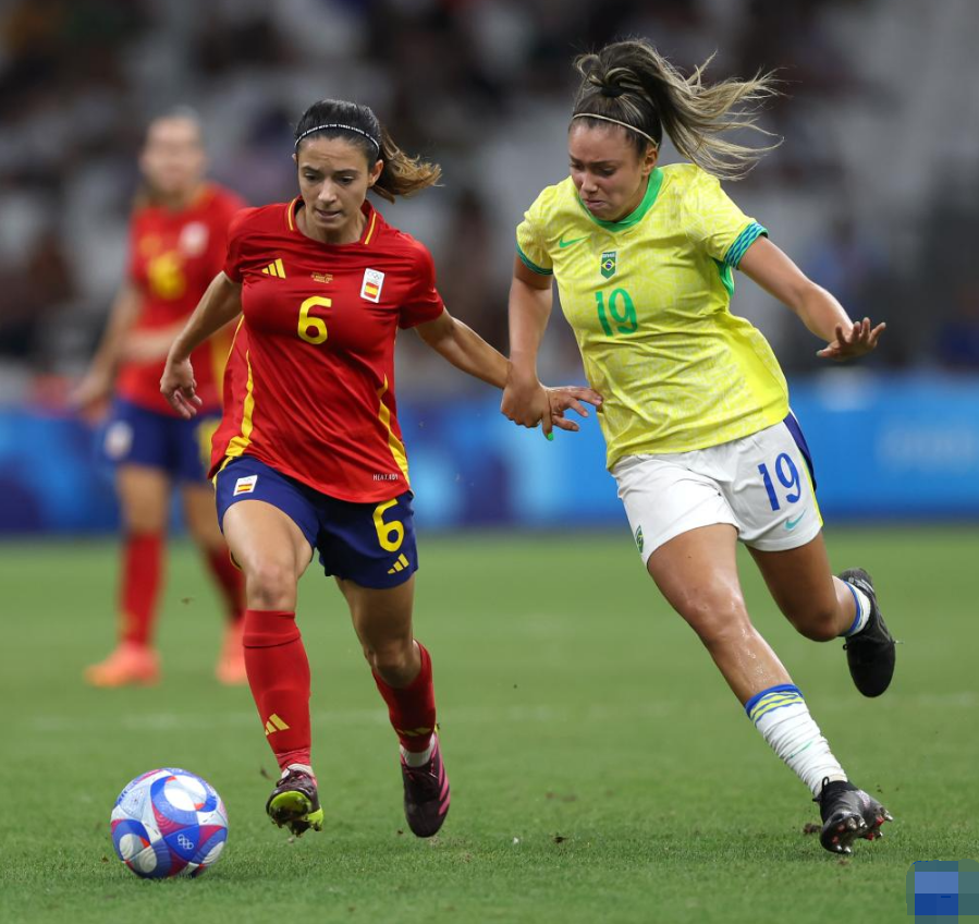 西班牙女子网球队选手斩获冠军,实力超群的简单介绍 西班牙女子网球队选手斩获冠军,实力超群的简单介绍