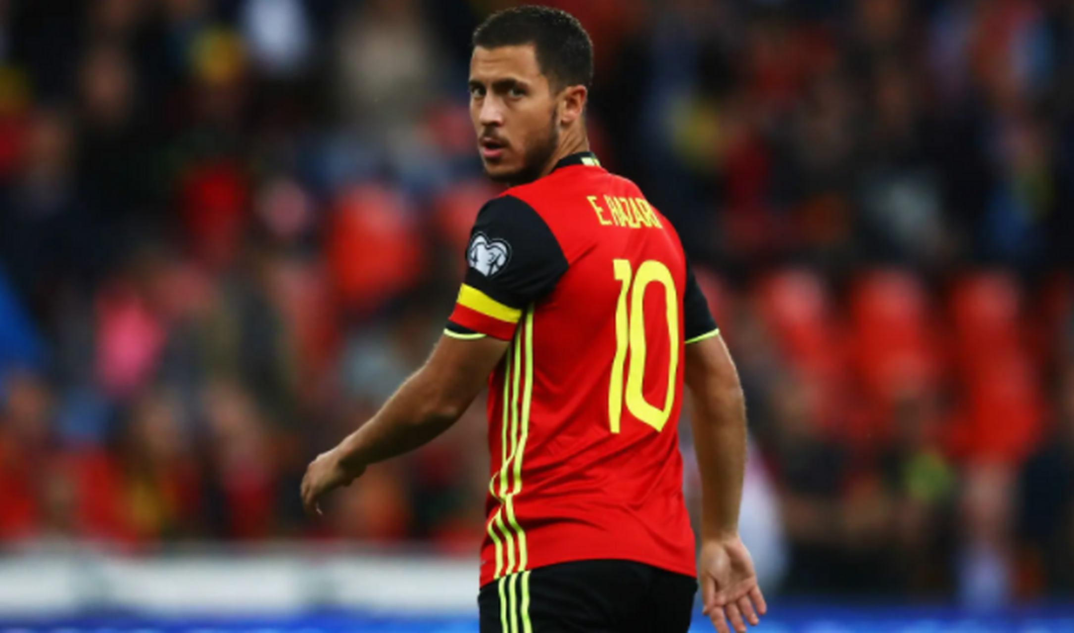 包含阿扎尔宣布将退出国家队比赛，集中精力恢复状态的词条