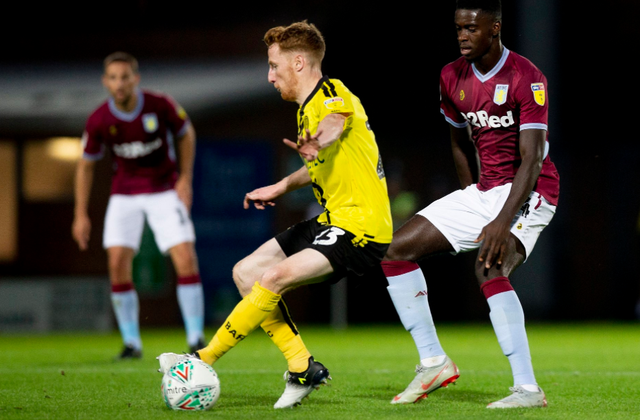 包含布里斯托主场1-1战平库里佩尔，保级形势严峻的词条