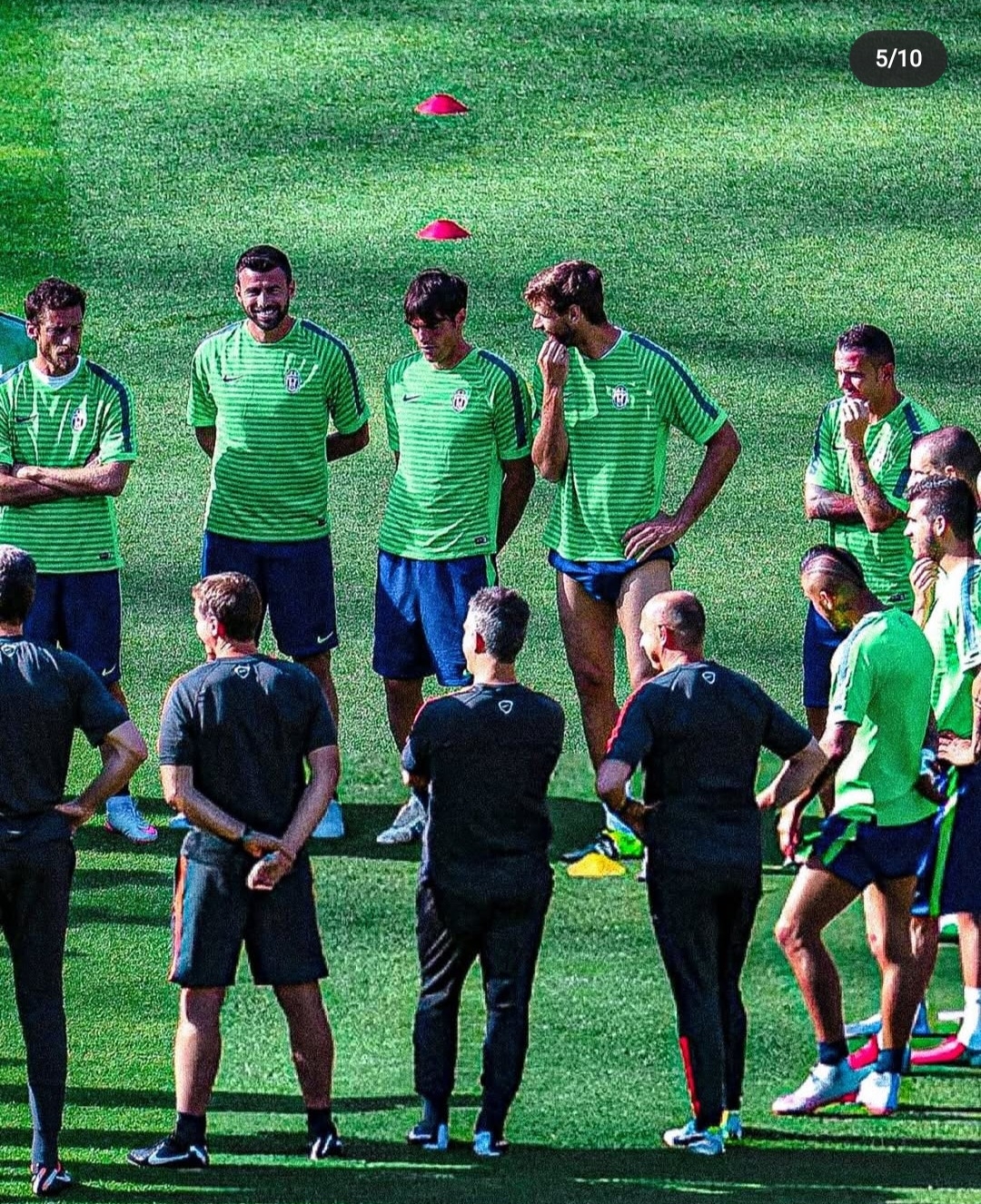 杏彩体育网站-尤文图斯阵中核心受伤，球队备战受影响