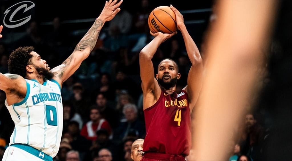 杏彩体育地址-黄蜂再次战胜骑士晋级下一轮