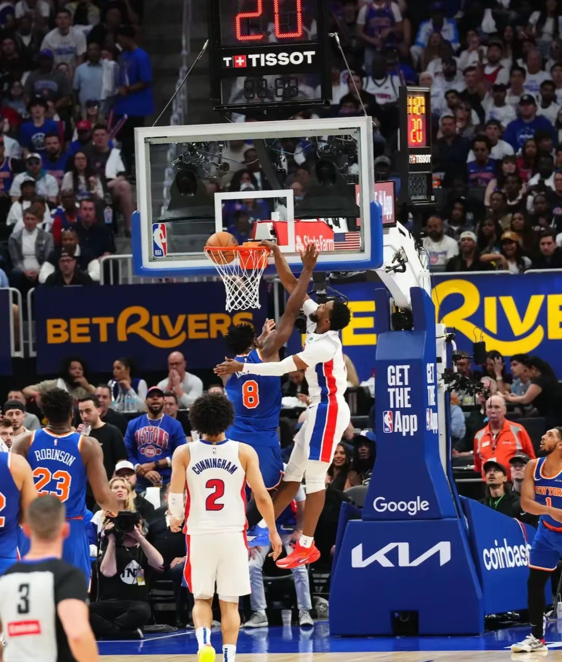 杏彩体育网站-活塞负于尼克斯，遭遇两连败