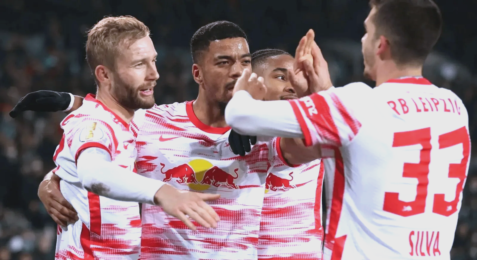 门兴格拉德巴赫客场告捷，逆转胜利的简单介绍